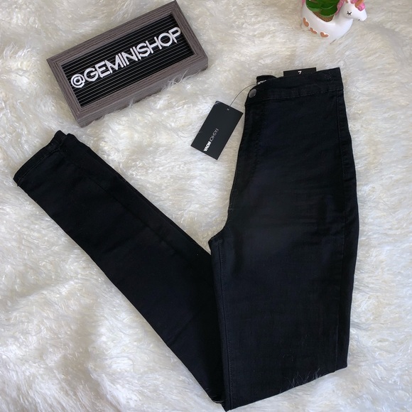 NWT {FASHION NOVA} Super High Waist Denim Skinnies - Picture 3 of 8